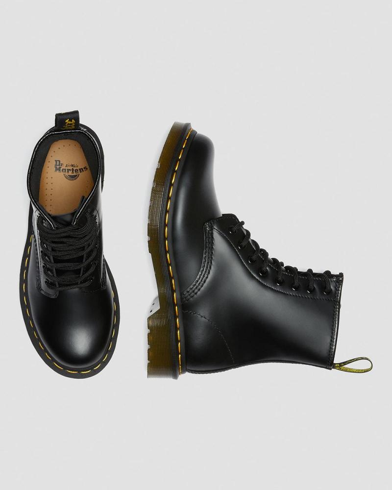 Black Women's Dr Martens 1460 Smooth Leather Lace Up Boots | CA 208DFM